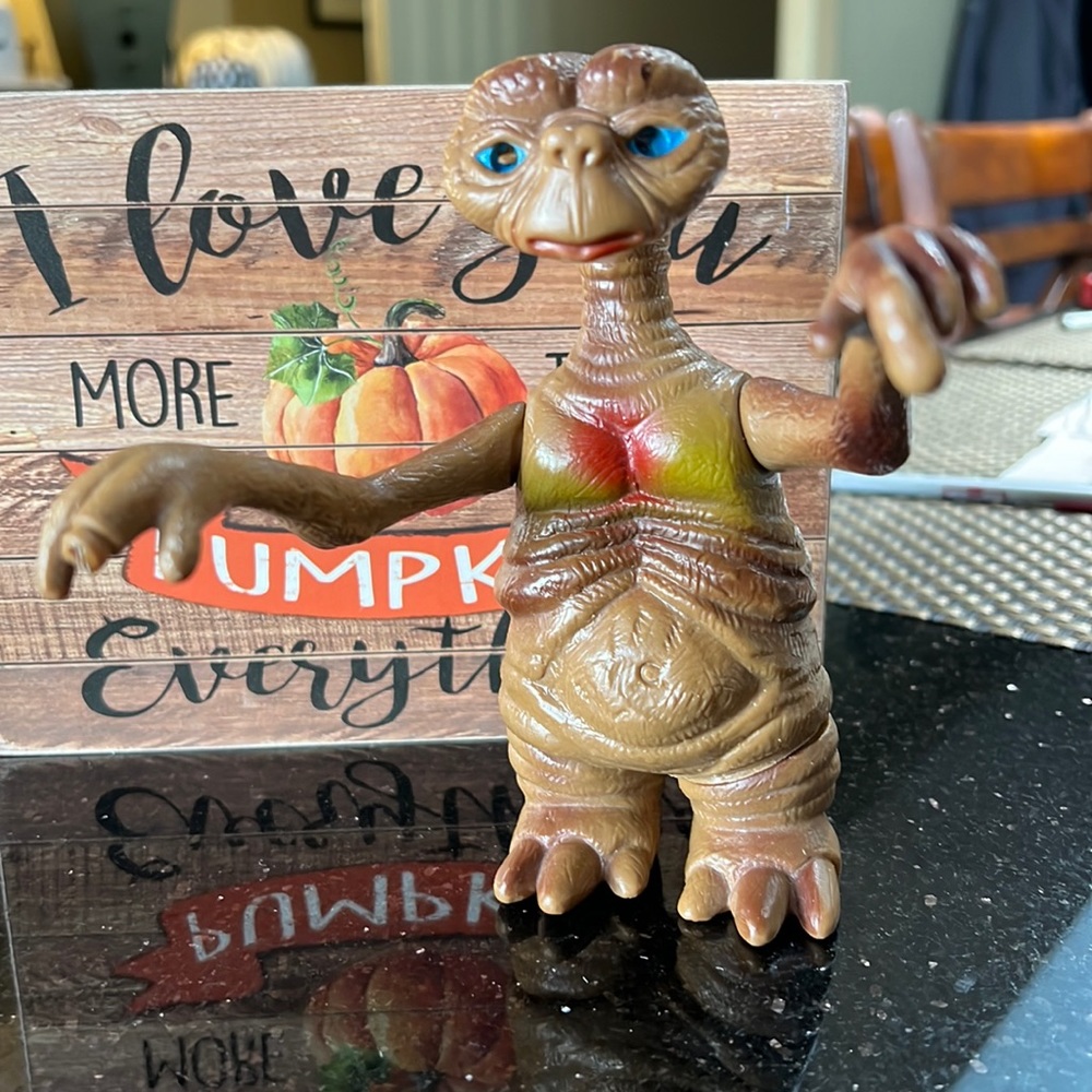 VINTAGE E.T. Posable Action Figure